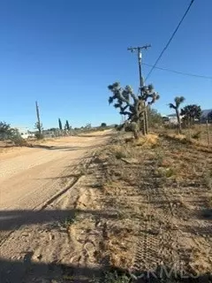 11878 Pacific, Phelan, CA 92371 photo 7