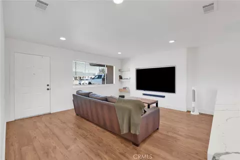 15075 Flathead Rd, Apple Valley, CA 92307 photo 11