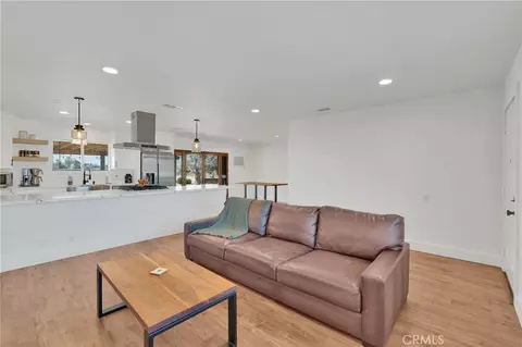 15075 Flathead Rd, Apple Valley, CA 92307 photo 9