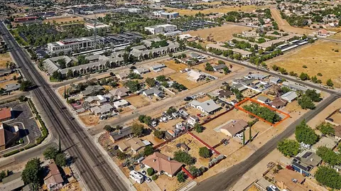 View/Area - 15935 Live Oak, Hesperia, CA 92345 photo 8 of 10