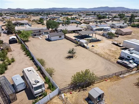 View/Area - 17129 Birch, Hesperia, CA 92345 photo 4 of 7