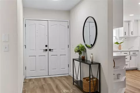 Entry Way - 17129 Birch, Hesperia, CA 92345 photo 1 of 4