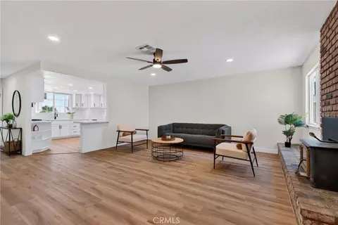 Living - 17129 Birch, Hesperia, CA 92345 photo 3 of 6