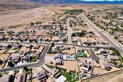 View/Area - 8168 April, Hesperia, CA 92345 photo 5 of 6