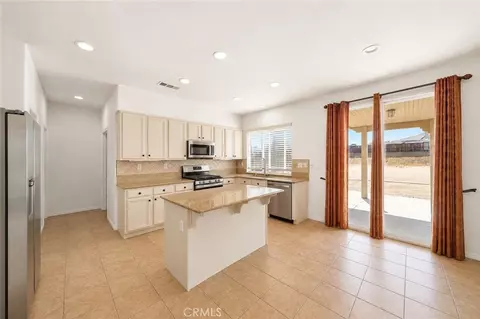 Kitchen - 8168 April, Hesperia, CA 92345 photo 1 of 2
