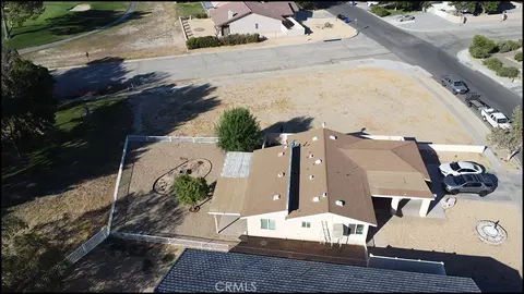 27400 Cloverleaf Ln, Helendale, CA 92342 photo 6