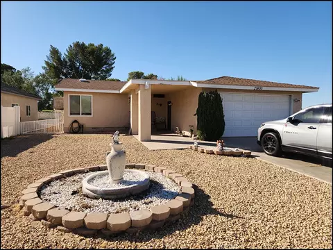 27400 Cloverleaf Ln, Helendale, CA 92342 photo 1