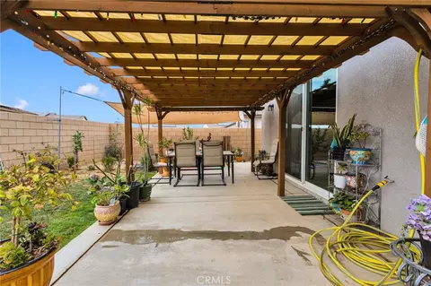 Exterior - 14168 Georgetown, Hesperia, CA 92344 photo 5 of 14