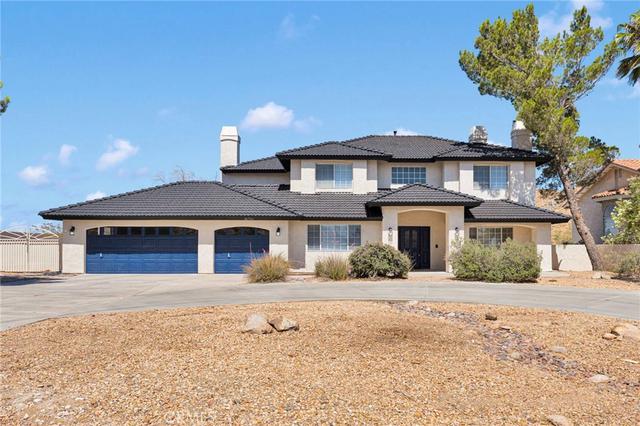 16731 Iwa Rd, Apple Valley, CA 92307