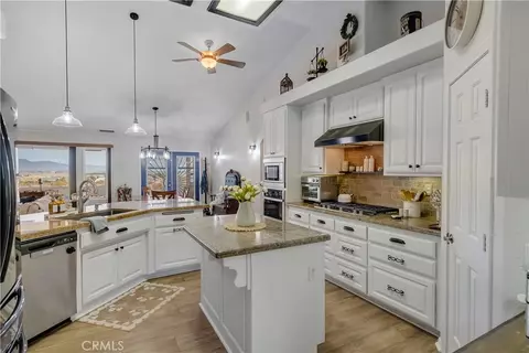 23355 Cuyama, Apple Valley, CA 92307 photo 17