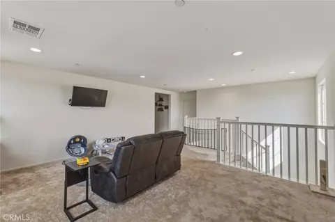 Entry Way - 575 Feeder, Hemet, CA 92543 photo 3 of 5