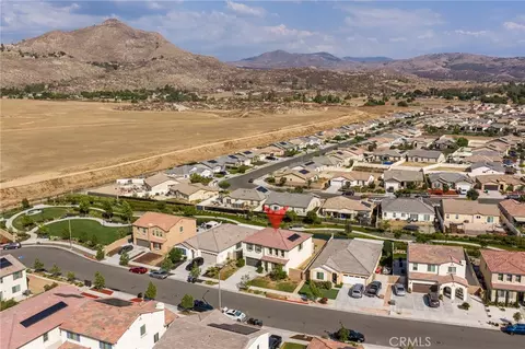 View/Area - 575 Feeder, Hemet, CA 92543 photo 4 of 8
