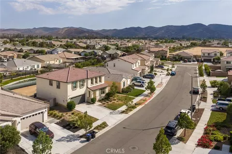 View/Area - 575 Feeder, Hemet, CA 92543 photo 1 of 8