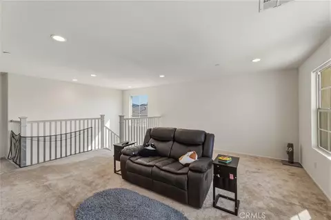 Entry Way - 575 Feeder, Hemet, CA 92543 photo 4 of 5