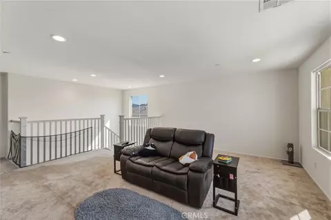 Entry Way - 575 Feeder, Hemet, CA 92543 photo 4 of 5