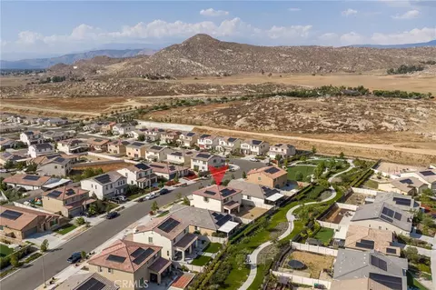 View/Area - 575 Feeder, Hemet, CA 92543 photo 3 of 8