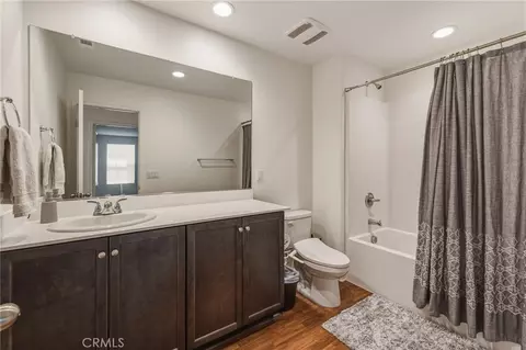 Bath - 575 Feeder, Hemet, CA 92543 photo 3 of 3