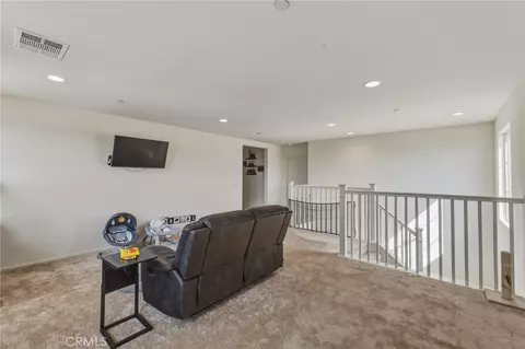 Entry Way - 575 Feeder, Hemet, CA 92543 photo 3 of 5