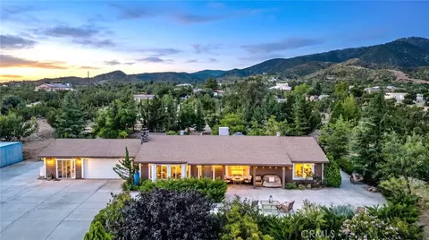 9224 Ponderosa Rd, Pinon Hills, CA 92372