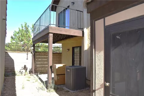 Exterior - 11647 Pepper Ln, Apple Valley, CA 92308 photo 3 of 5