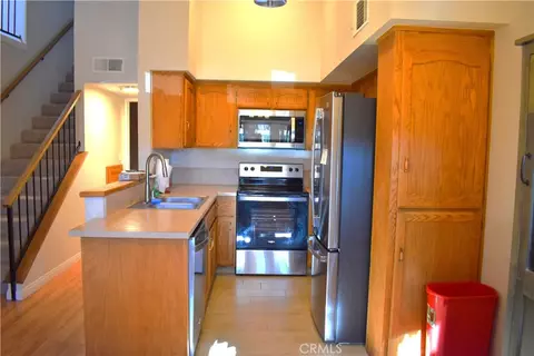 Kitchen - 11647 Pepper Ln, Apple Valley, CA 92308 photo 1 of 1