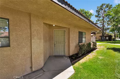 11671 Maple St, Apple Valley, CA 92308 photo 3