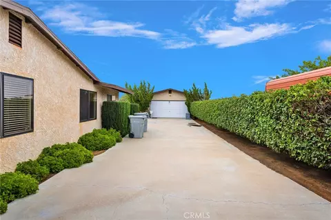 17994 Pine St, Hesperia, CA 92345 photo 45