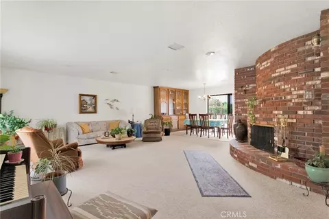 17994 Pine St, Hesperia, CA 92345 photo 18