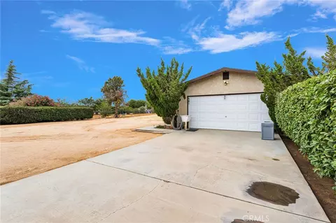 17994 Pine St, Hesperia, CA 92345 photo 46