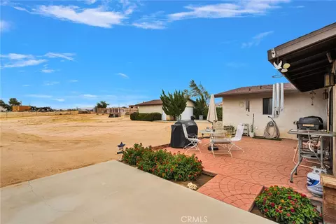 17994 Pine St, Hesperia, CA 92345 photo 52