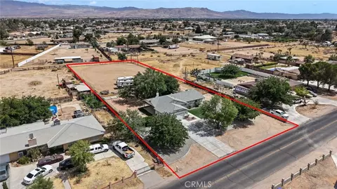 View/Area - 14285 Kiowa Rd, Apple Valley, CA 92307 photo 8 of 11