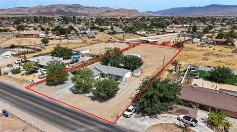 View/Area - 14285 Kiowa Rd, Apple Valley, CA 92307 photo 10 of 11