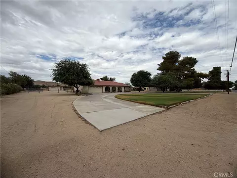 Exterior - 26262 Community Blvd, Barstow, CA 92311 photo 3 of 14