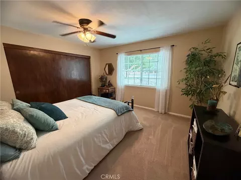 Bedroom - 26262 Community Blvd, Barstow, CA 92311 photo 2 of 6