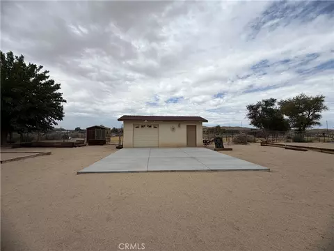 Exterior - 26262 Community Blvd, Barstow, CA 92311 photo 13 of 14