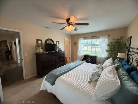 Bedroom - 26262 Community Blvd, Barstow, CA 92311 photo 5 of 6