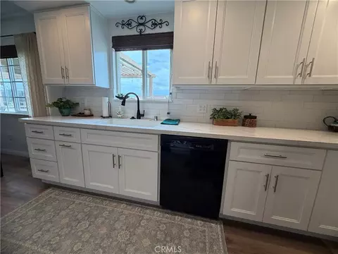 Kitchen - 26262 Community Blvd, Barstow, CA 92311 photo 1 of 5