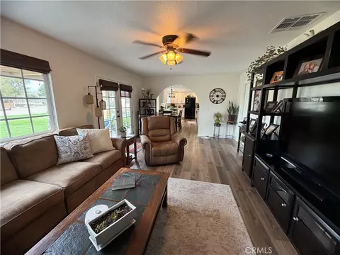 Living - 26262 Community Blvd, Barstow, CA 92311 photo 1 of 2