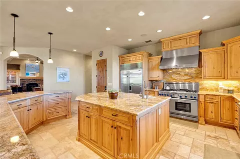 8323 Macron, Oak Hills, CA 92344 photo 20