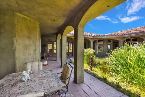 8323 Macron, Oak Hills, CA 92344 photo 62