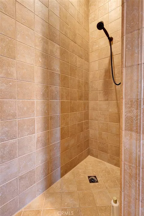 8323 Macron, Oak Hills, CA 92344 photo 59