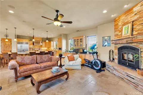 8323 Macron, Oak Hills, CA 92344 photo 30