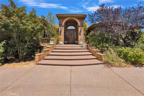 8323 Macron, Oak Hills, CA 92344 photo 4
