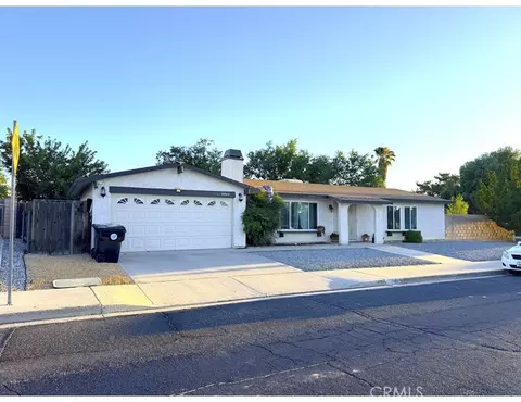 13549 Oakmont Dr, Victorville, CA 92395