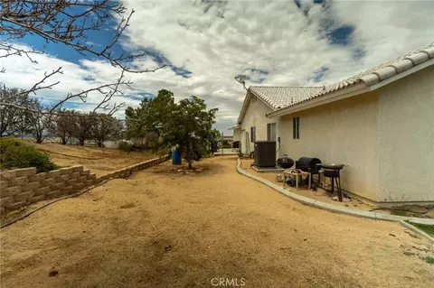 Exterior - 11131 Arcadia, Apple Valley, CA 92308 photo 11 of 11
