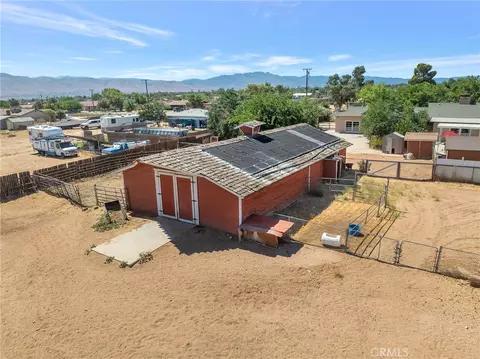 View/Area - 17598 Linden St, Hesperia, CA 92345 photo 2 of 9