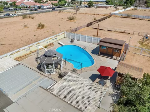 View/Area - 17598 Linden St, Hesperia, CA 92345 photo 1 of 9