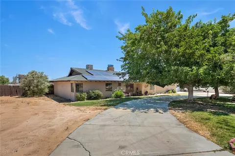 Exterior - 17598 Linden St, Hesperia, CA 92345 photo 2 of 8