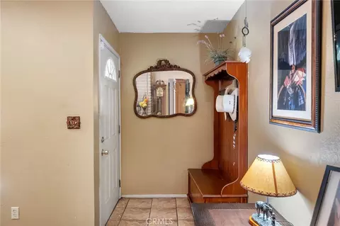 Entry Way - 17598 Linden St, Hesperia, CA 92345 photo 1 of 3