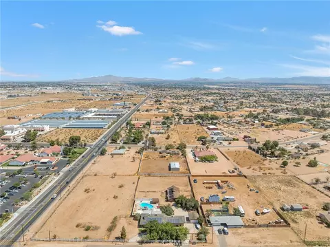 View/Area - 17598 Linden St, Hesperia, CA 92345 photo 6 of 9
